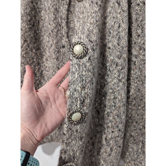 Wool Cardigan Pearl Gold Buttons, Glam Grandma Granniecore - Picture 3 of 4